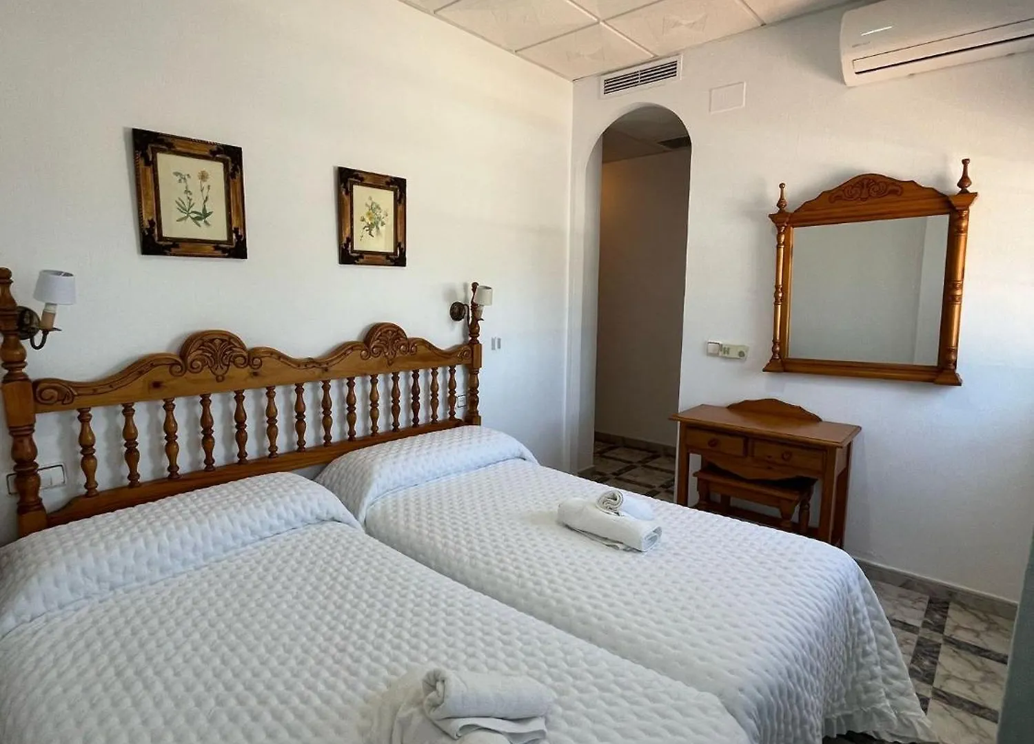 Hostal Quinto Pino Chipiona 0*,  España